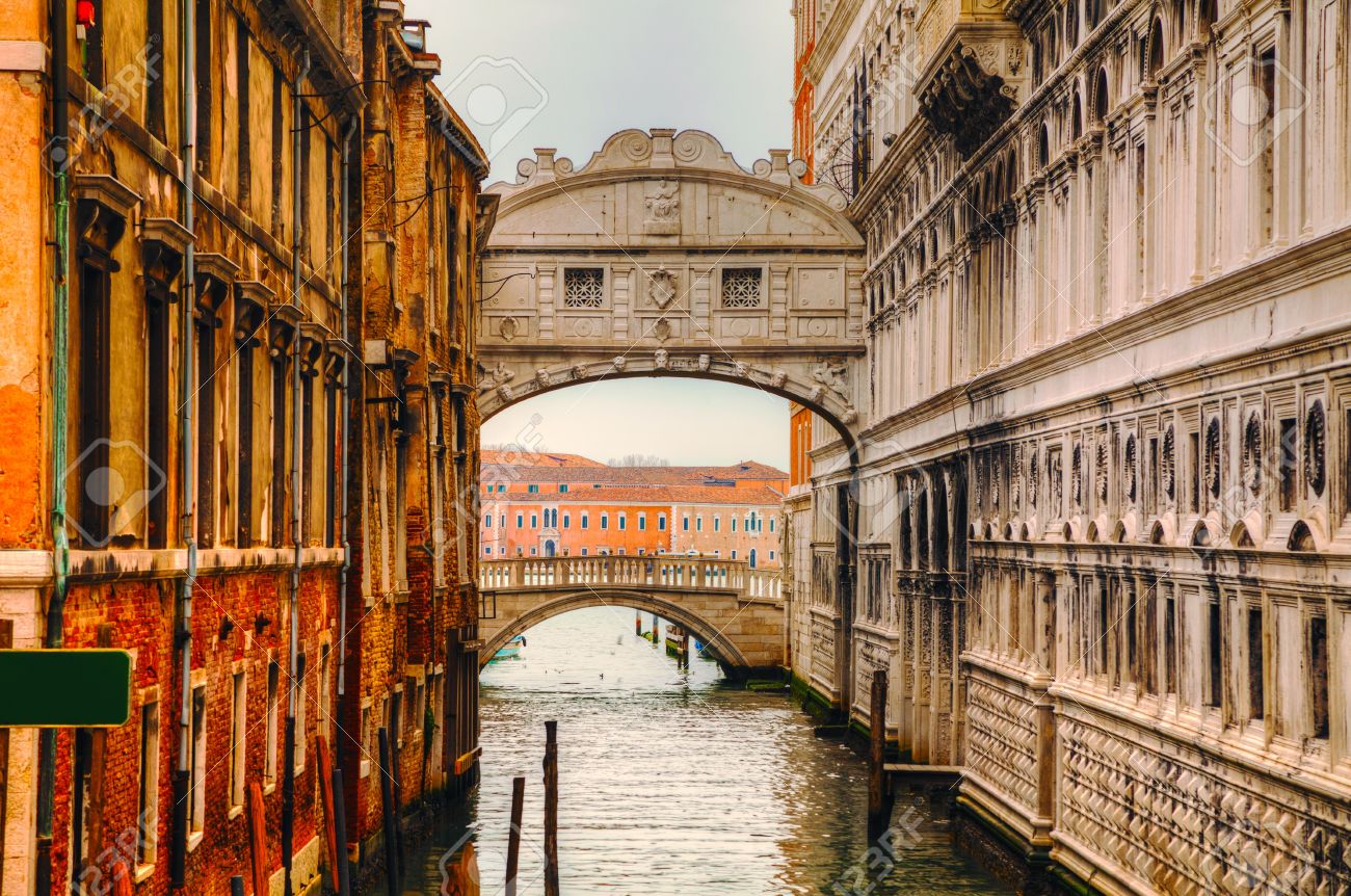 Puente De Los Suspiros En Venecia Italia Famoso Puente De Los Suspiros De Venecia Fue Diseñado Por Antonio Contino Y Fue Construido A Principios Del Siglo 17 Fotos Retratos Imágenes Y Fotografía
