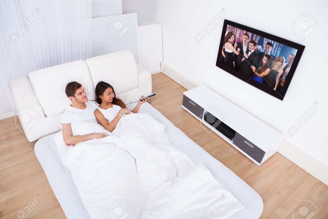 ベッド上等でみられるテレビ 【公式通販】