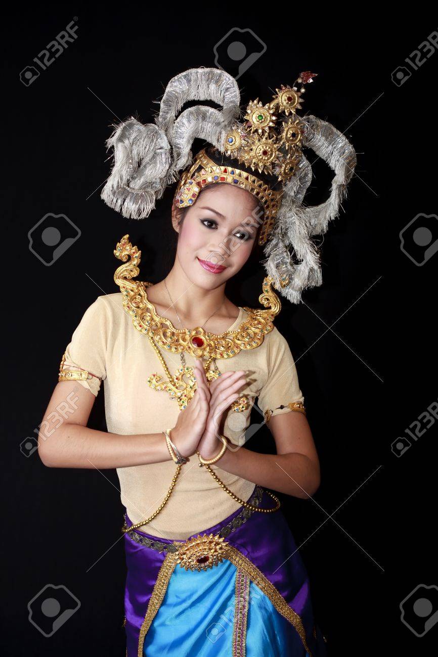 thai dance costume