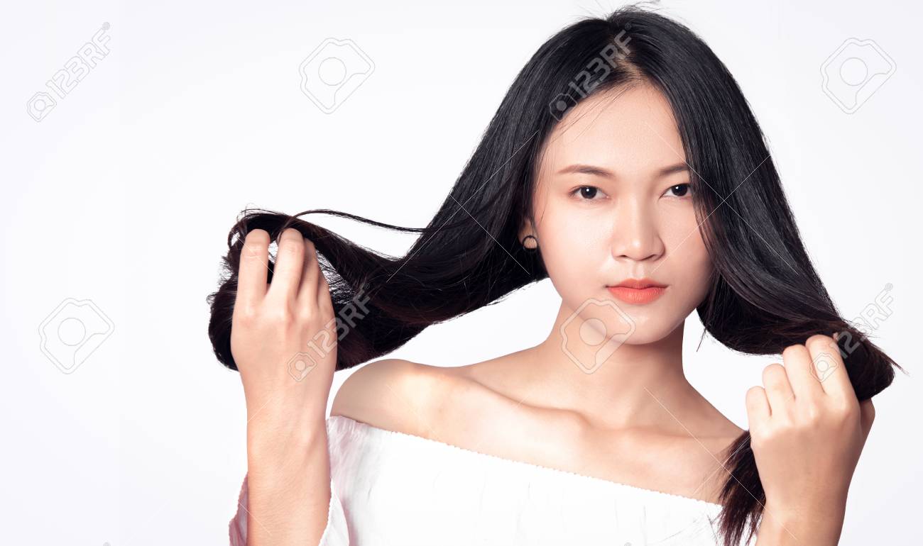 https://previews.123rf.com/images/angkhanpt/angkhanpt1804/angkhanpt180400051/99520895-beautiful-thai-model-isolated-on-white-background.jpg