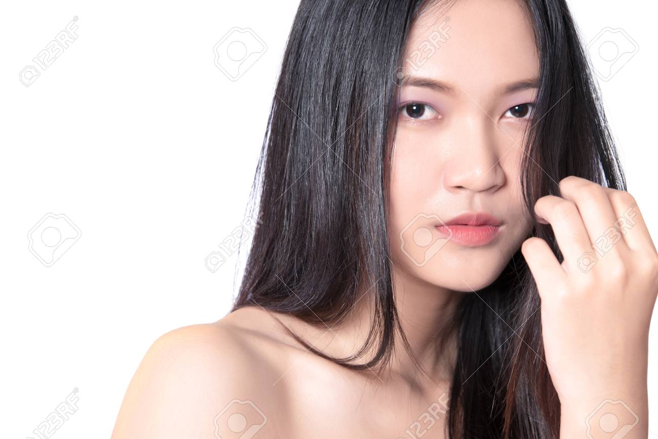 https://previews.123rf.com/images/angkhanpt/angkhanpt1804/angkhanpt180400053/99405647-beautiful-thai-model-isolated-on-white-background.jpg