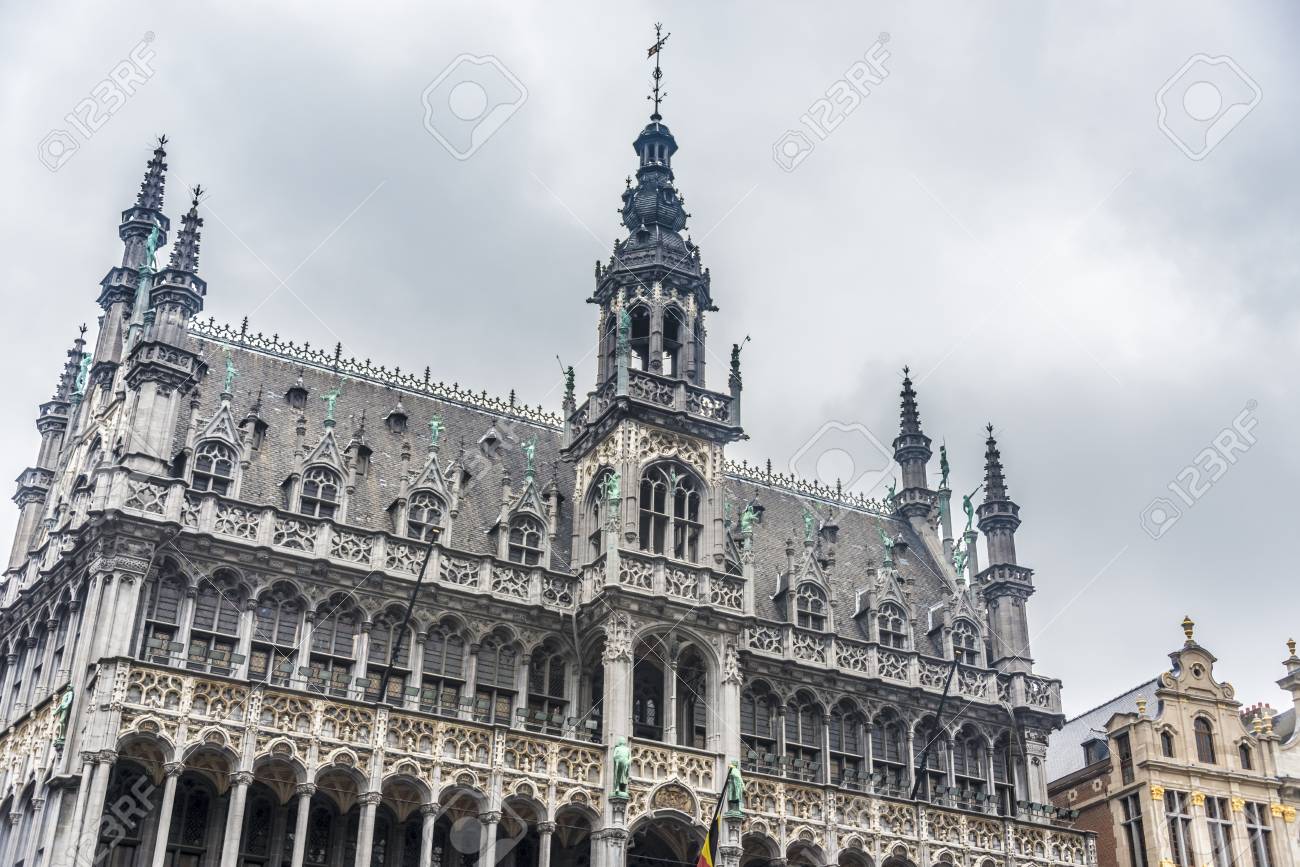 メゾン デュ Roi 王の家 やグラン プラス マルクト ブリュッセルの中央広場 ブリュッセル ベルギーで最も重要なと記憶に残るランドマークの Broodhuis パンの家 の写真素材 画像素材 Image