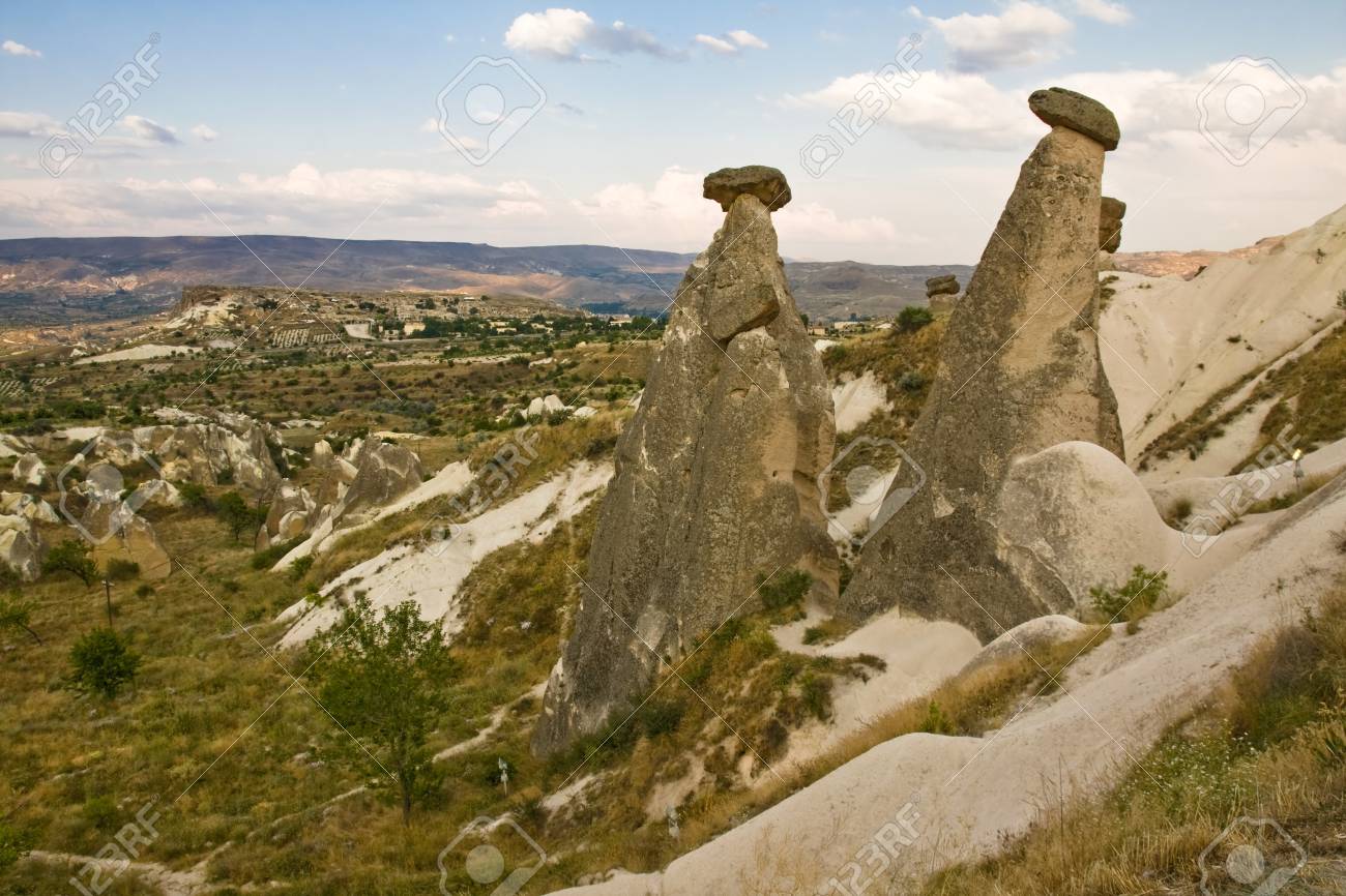Capapdocia トルコの有名な男根岩 の写真素材 画像素材 Image