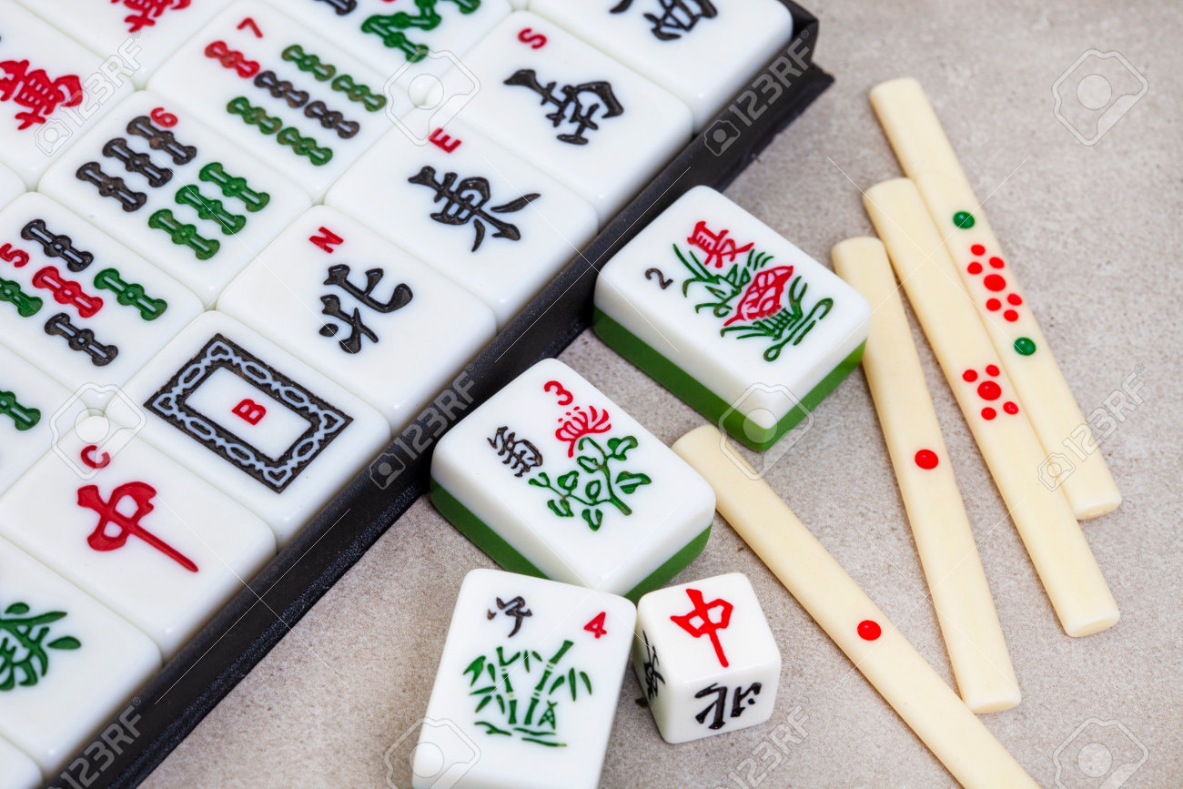 大きい 麻雀牌 36mm 麻雀セット 収納ボックス付き 麻雀ゲーム 144牌