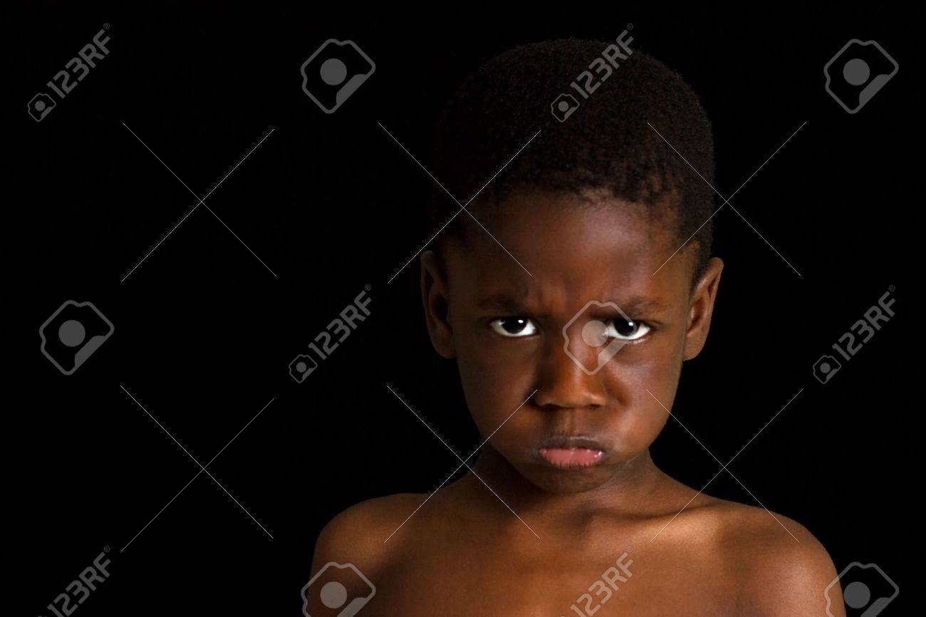 Klein Kind Het Gezicht Tonen Emotie Een Van Een Serie Zwart Wit Beelden Geisoleerd Op Wit Royalty Vrije Foto Plaatjes Beelden En Stock Fotografie Image