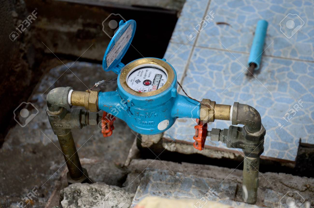 47871559-water-meter-at-home-location-in-nonthaburi-thailand.jpg