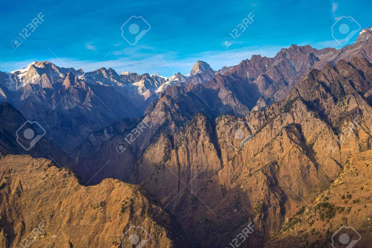 Mesmerizing View Of Kamet, Parvati And Neelkanth Mountains Of Garhwal  Himalayas From Kuari Pass Hiking Trail Near Auli, Uttarakhand, India. Stock  Photo, Picture and Royalty Free Image. Image 181586322., image size:1300x867