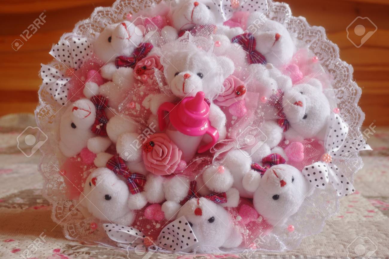 teddy bear in a balloon gift