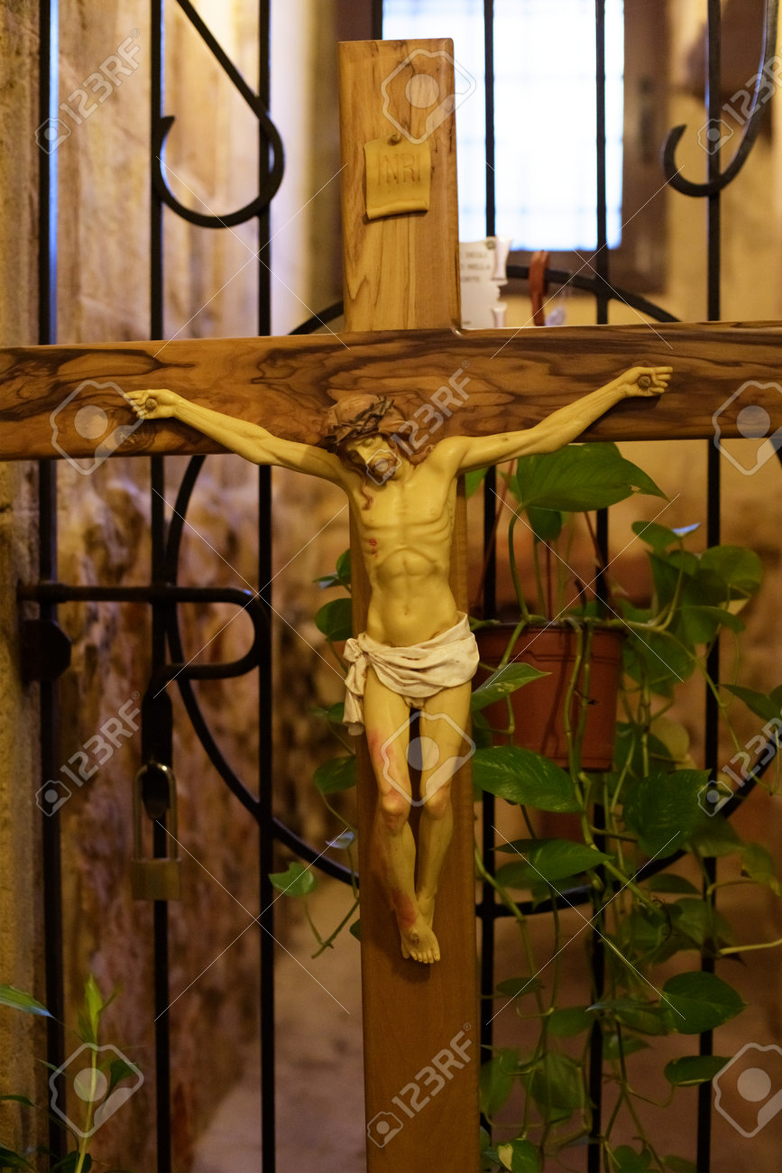 INRI 木製十字架 磔刑のイエス・キリスト像 十字架の道行 INRI