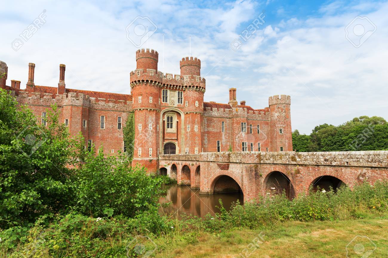 イギリス イースト サセックス 15 世紀英国のレンガ ハーストモンスー城 の写真素材 画像素材 Image