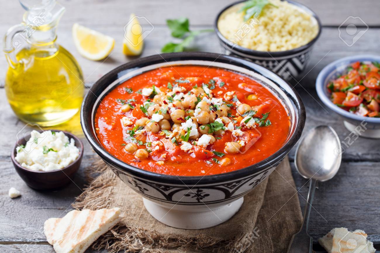 Chickpea soup. Moroccan traditional dish on a wooden background. Copy space. - 95992843 Chickpea soup. Moroccan traditional dish on a wooden background. Copy space. - 95992843