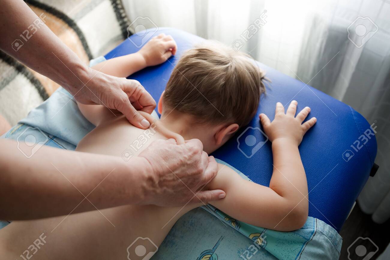 войтенко массаж барнаул. детский массаж мальчику. массаж грудного отдела. массаж спины для беременных. массаж для юных девиц.