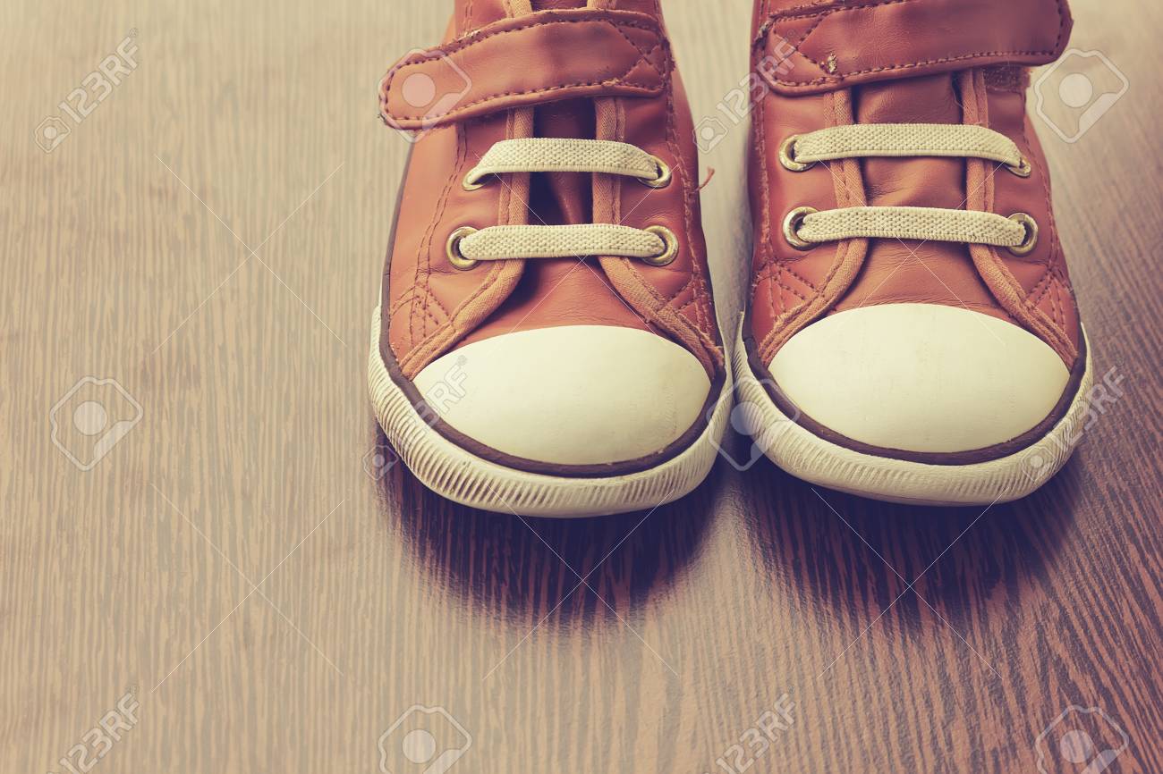 レトロな靴 レトロな効果を持つ写真 の写真素材 画像素材 Image
