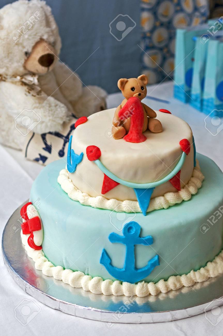 Premier Anniversaire Voir Theme Du Monde Gateau Et Ours En Peluche Banque D Images Et Photos Libres De Droits Image 5135