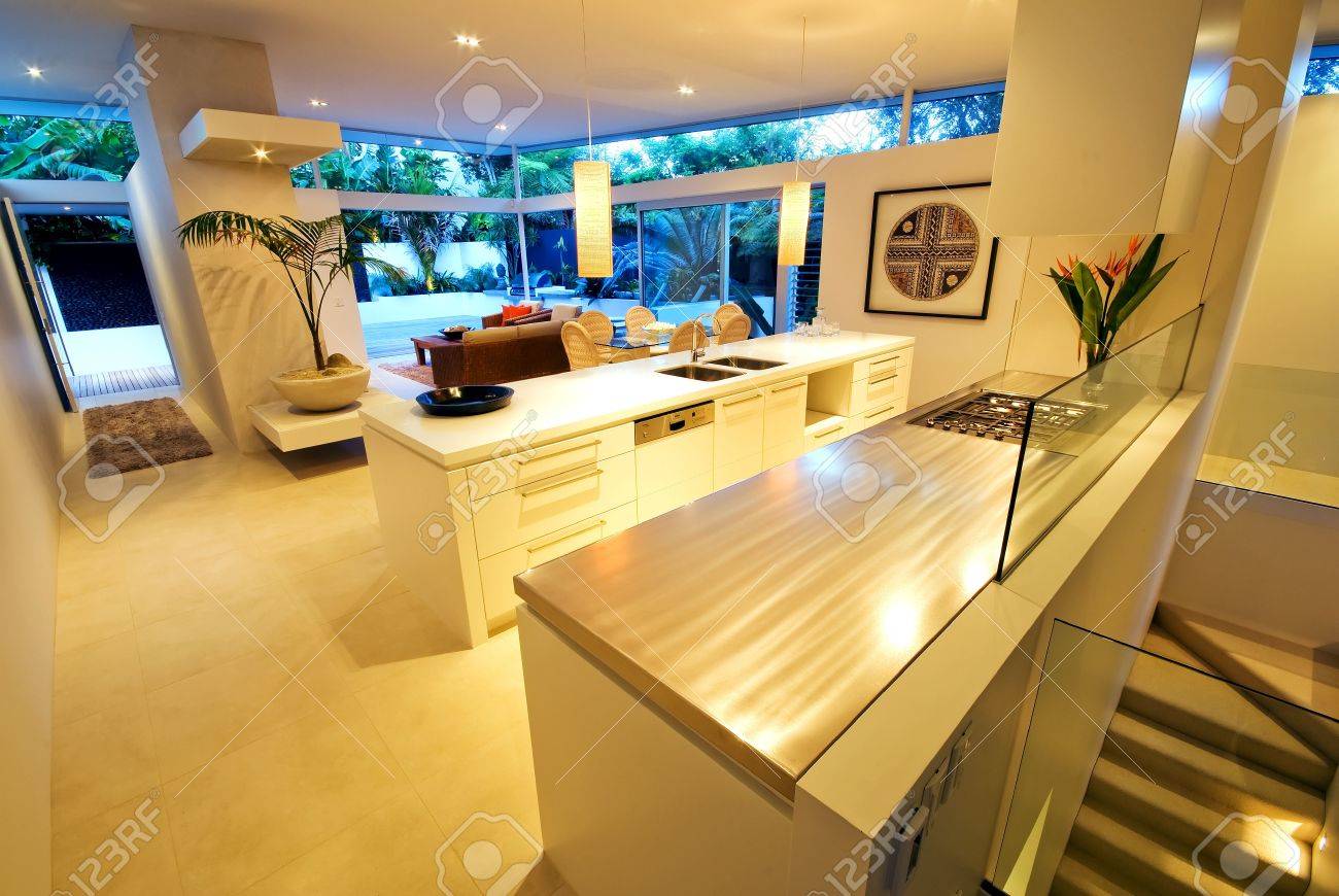 Modern interior designer haus lizenzfreie bilder 2336860