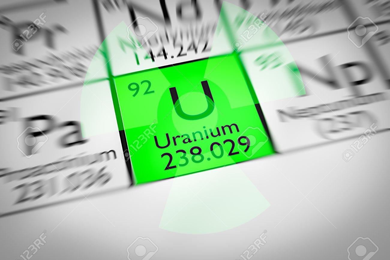 緑のウラン放射性元素の化学に焦点を当てるの写真素材・画像素材 Image 61258918