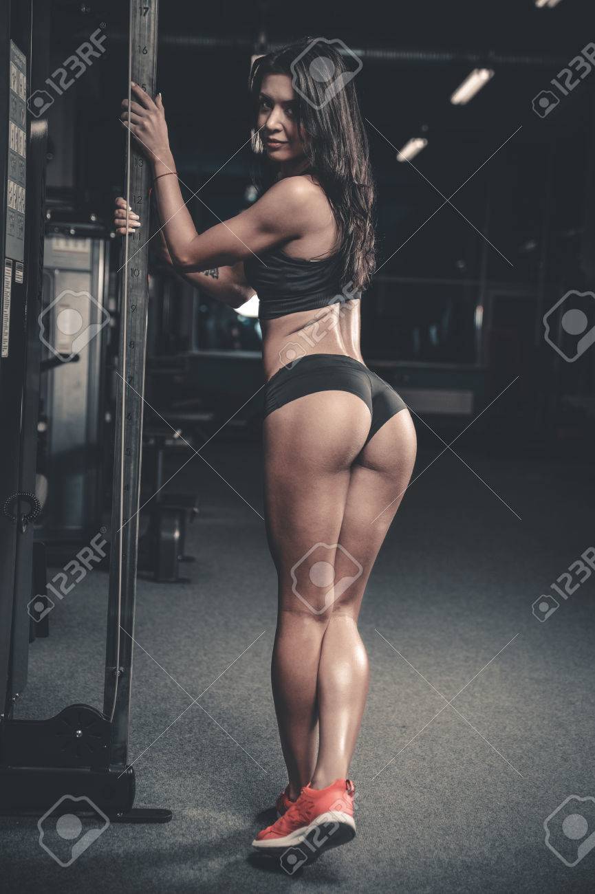 Pretty Fitness Sexy Model Luxury Ass Caucasian Female On Diet With Perfect Body In Gym Pretty Fitness Sexy Model Luxury Ass Caucasian Female On Diet With Perfect Body In Gym