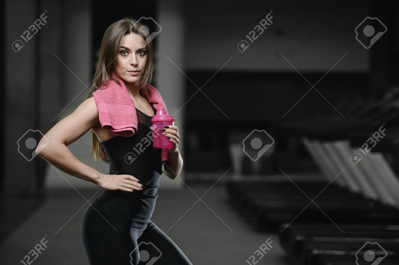athletic strong sexy women Couples dungeon sex