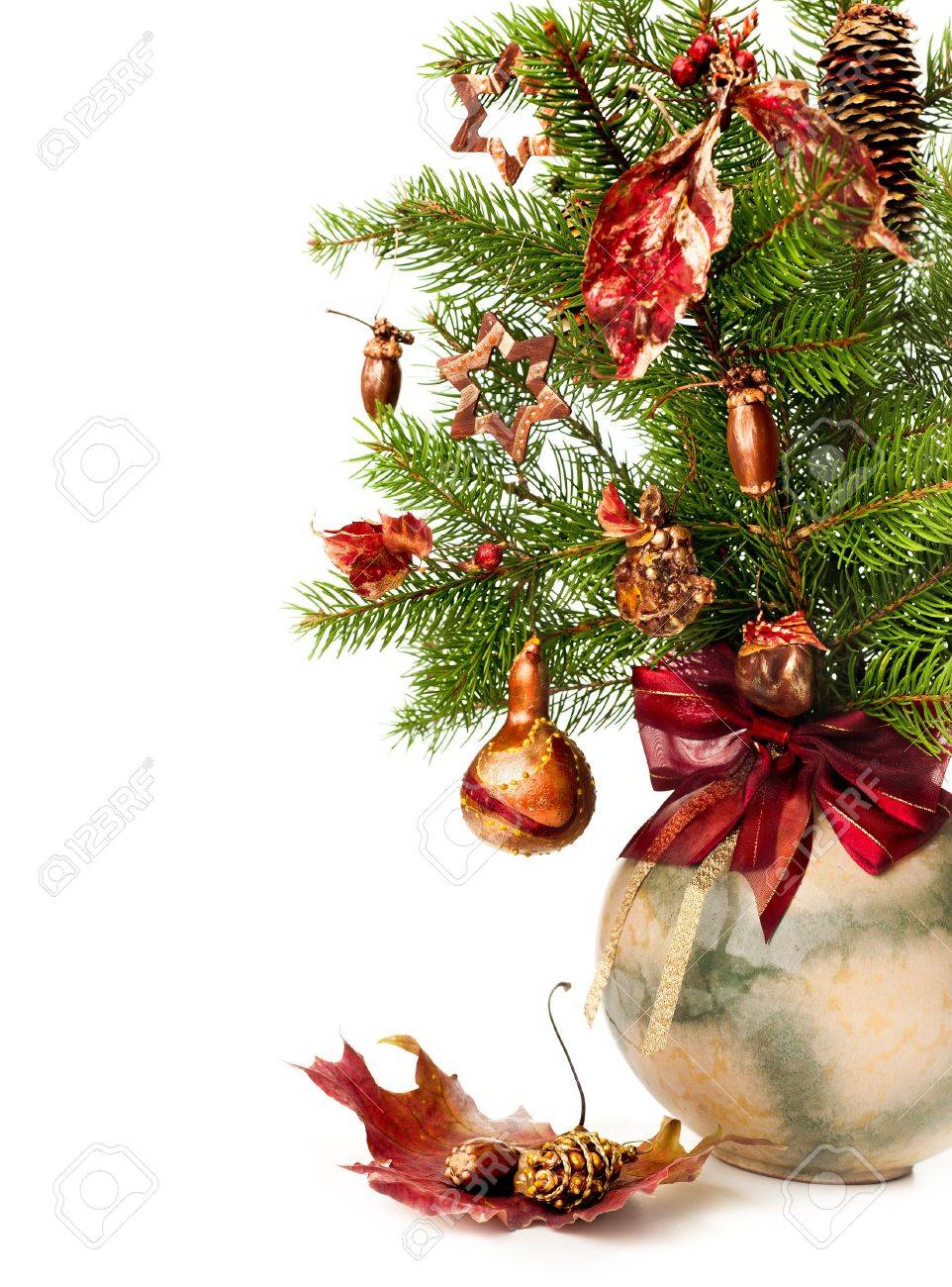 Weihnachten Blumenstrauss In Runde Vase Lizenzfreie Fotos Bilder Und Stock Fotografie Image