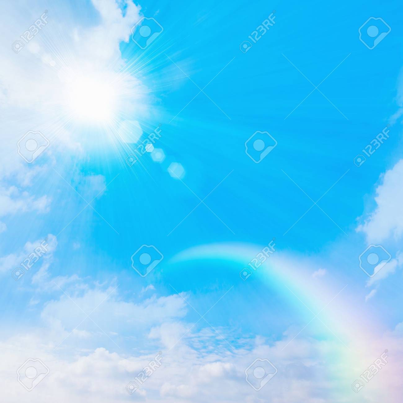 太陽と青い空の虹 の写真素材 画像素材 Image