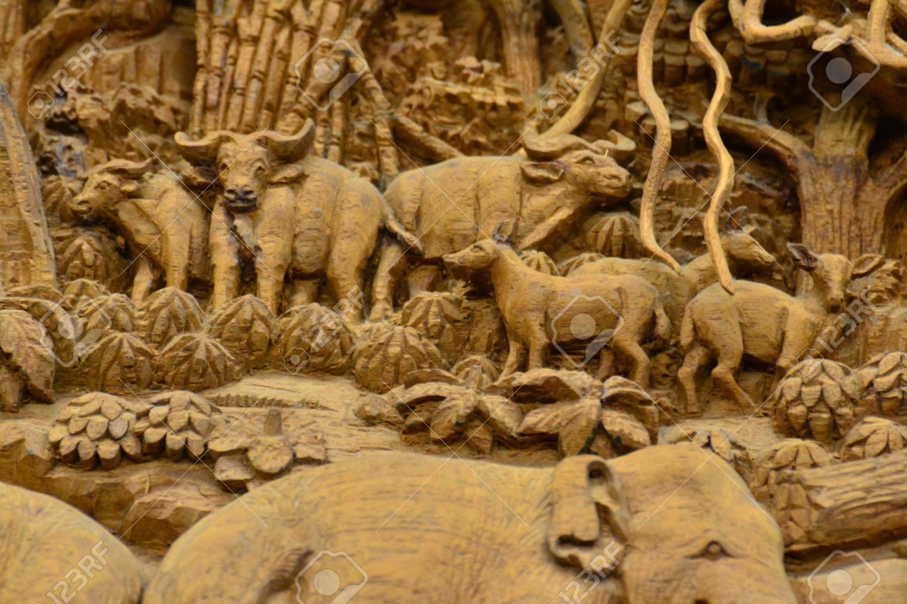 タイ製 手彫り 象 壁掛け木彫アート アジアン 彫刻 雑貨 ヴィンテージ