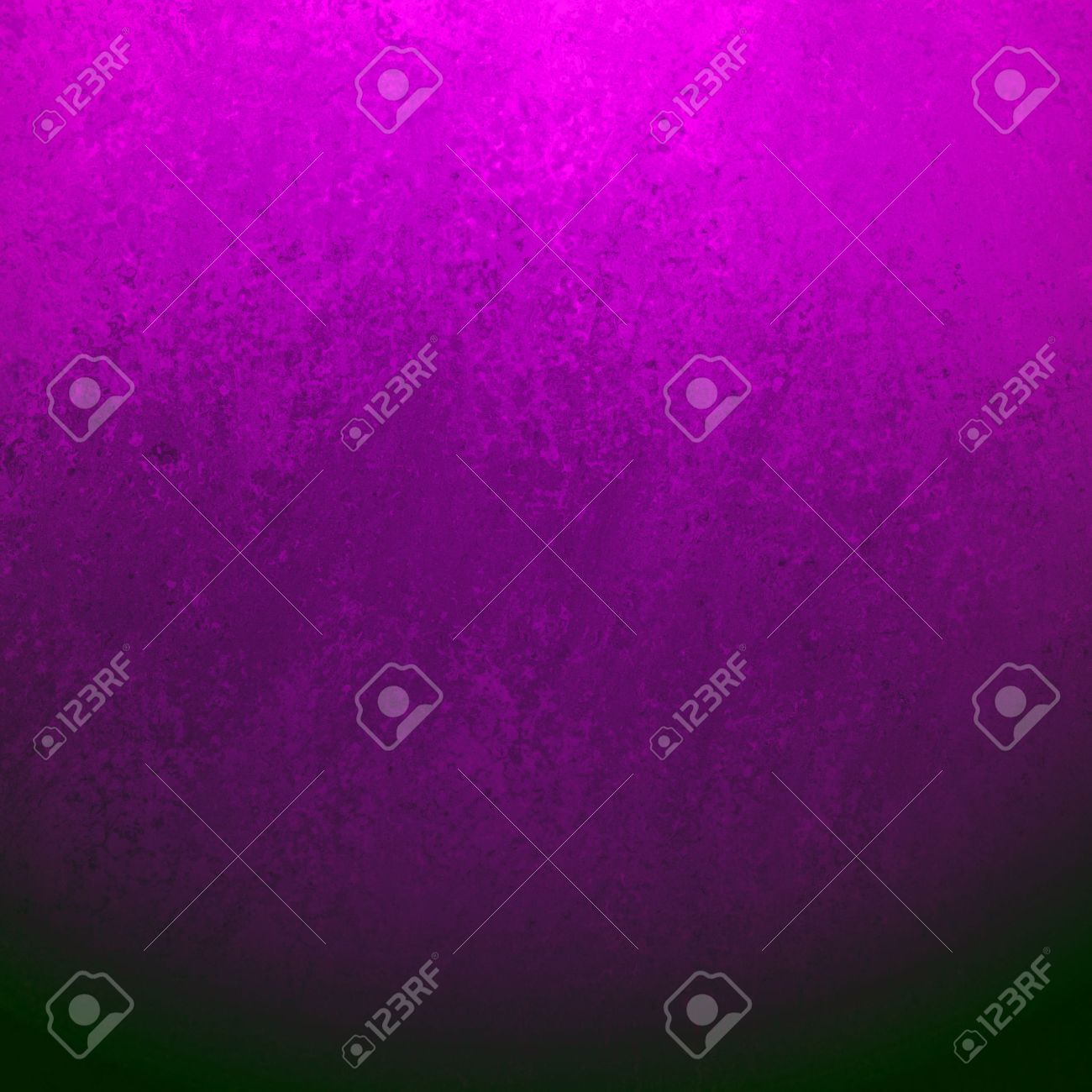 グランジ ピンクに紫の境界線テクスチャ グラデーションの明るいピンク色と黒の背景が濃いブラック色 スポンジの壁のペンキの質感とエレガントな上品なバック グラウンドにブレンド の写真素材 画像素材 Image