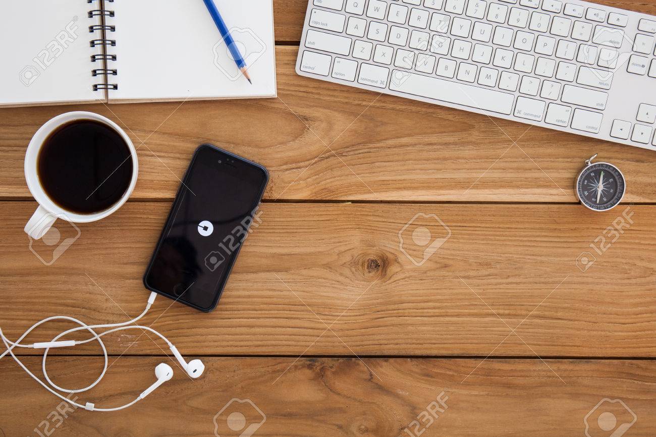 Chiang Mai Thailand March 16 16 Brand New Apple Iphone With Vsco App On The Screen Lying On Desk Stock Photo Picture And Royalty Free Image Image