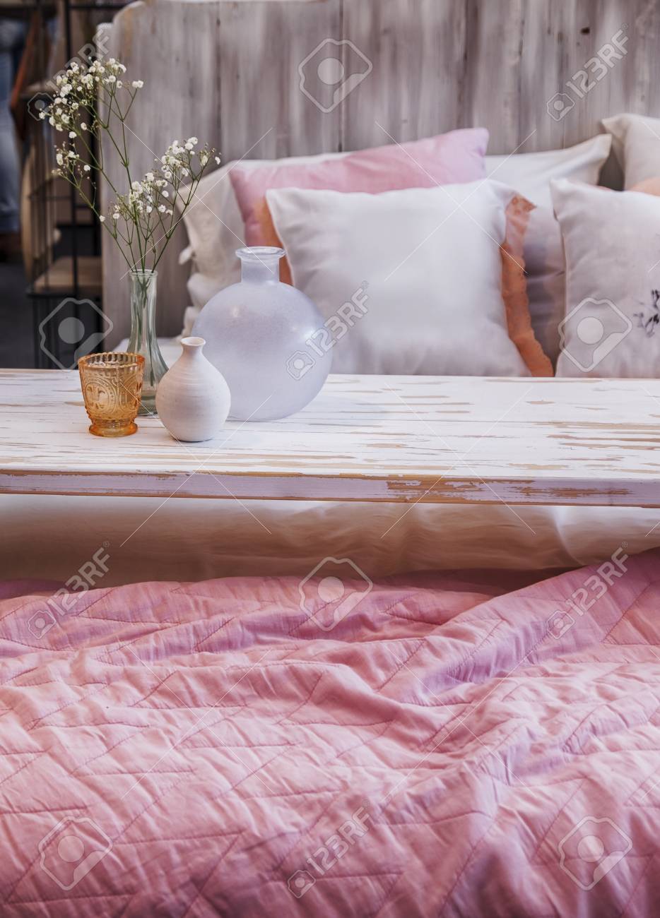 Detail Gemutliches Zuhause Schlafzimmer Lizenzfreie Fotos Bilder Und Stock Fotografie Image 47793345