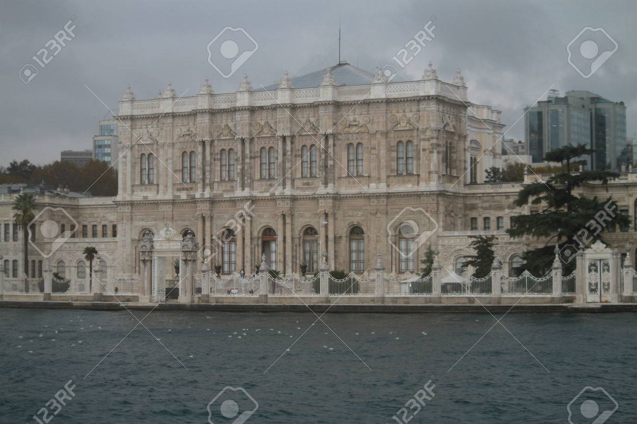 ドルマバフチェ宮殿 イスタンブール トルコのマルマラ海から見た の写真素材 画像素材 Image ドルマバフチェ宮殿 イスタンブール トルコのマルマラ海から見た の写真素材 画像素材 Image