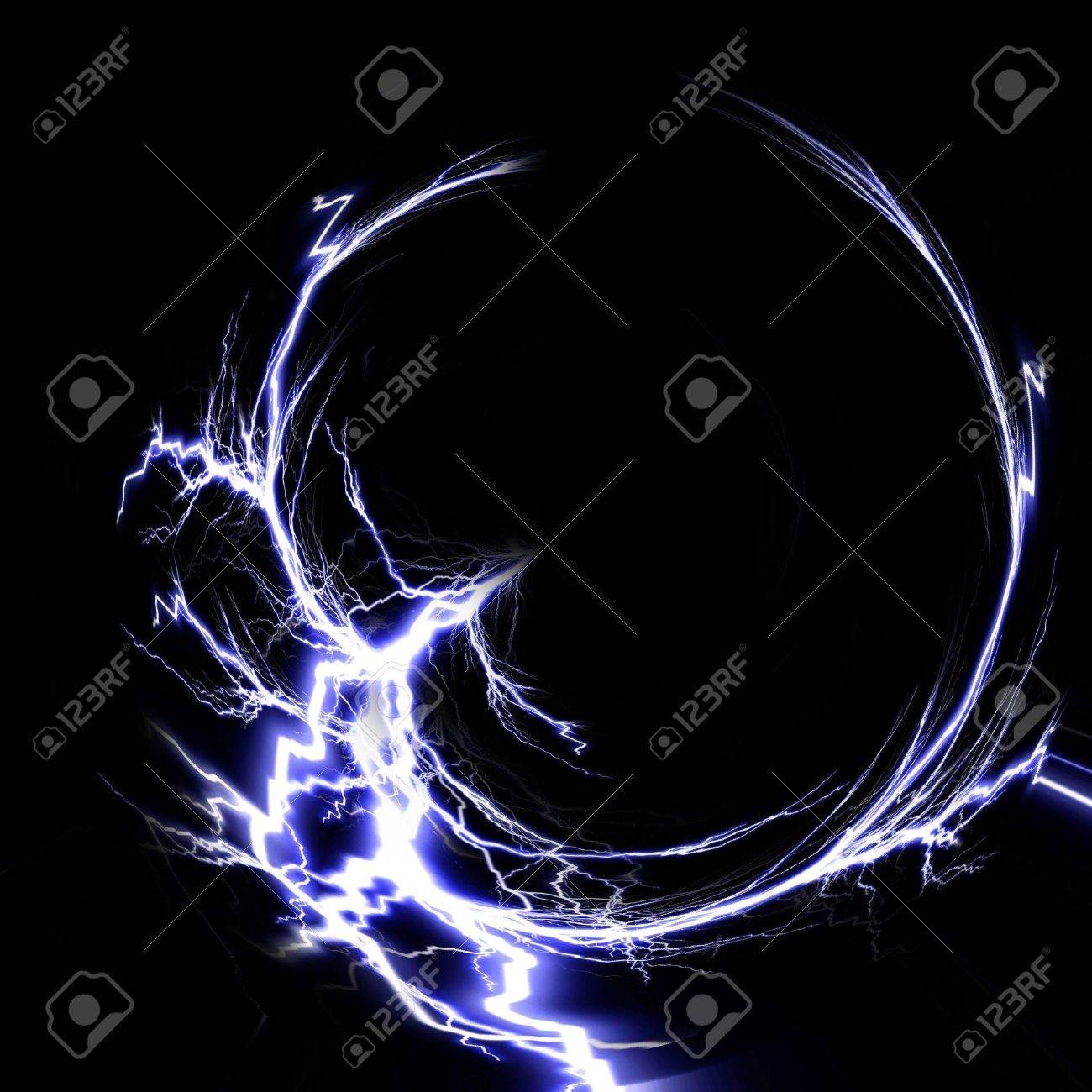 固体黒い背景に電気火花 の写真素材・画像素材. Image 3130985.