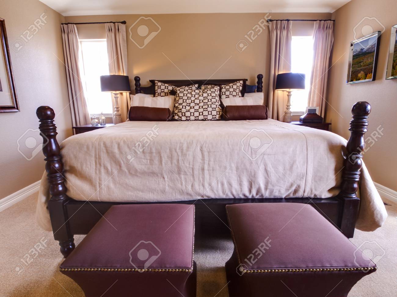 Master bedroom size for king bed best sale