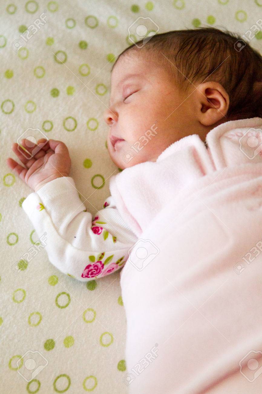 cribs for newborn baby girl