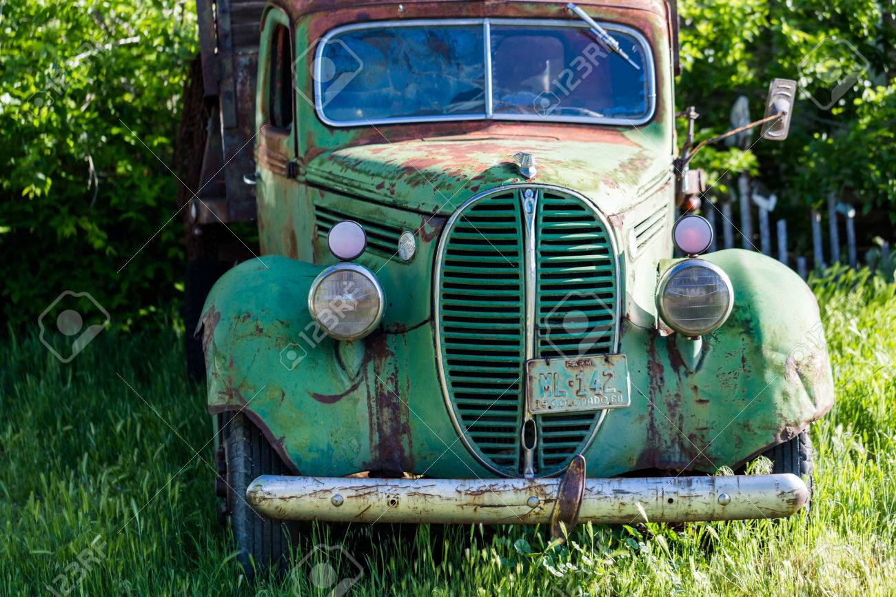 Boulder, Colorado, USA-June 1, 2014. Vintage Ford Trucks On Old Farm. Stock  Photo, Picture and Royalty Free Image. Image 28921653., image size:1300x866