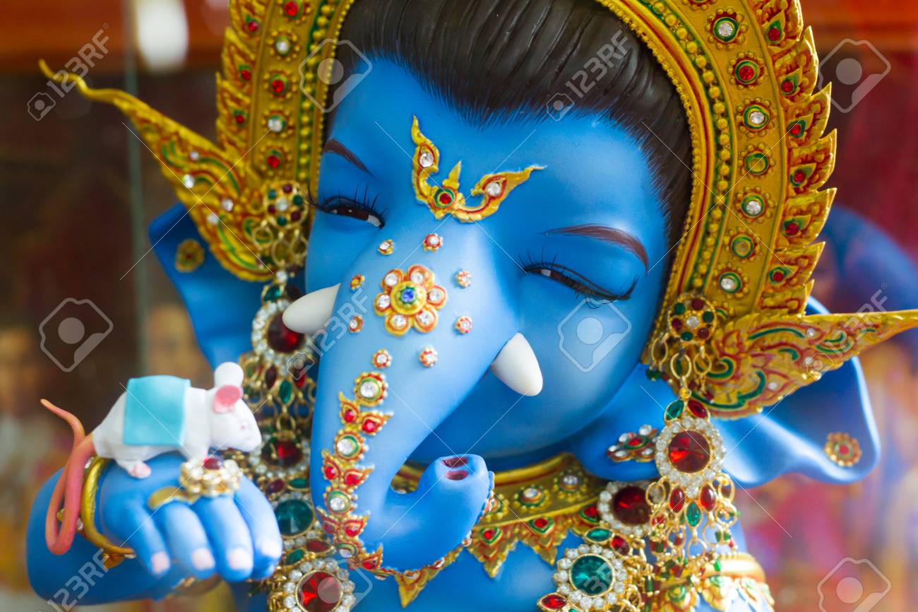 チャチェンサオ タイ 16 年 10 月 日 大規模なガネーシャ タイ ワット サマン寺院 シヴァ神の息子でヒンドゥー教の神 の写真素材 画像素材 Image