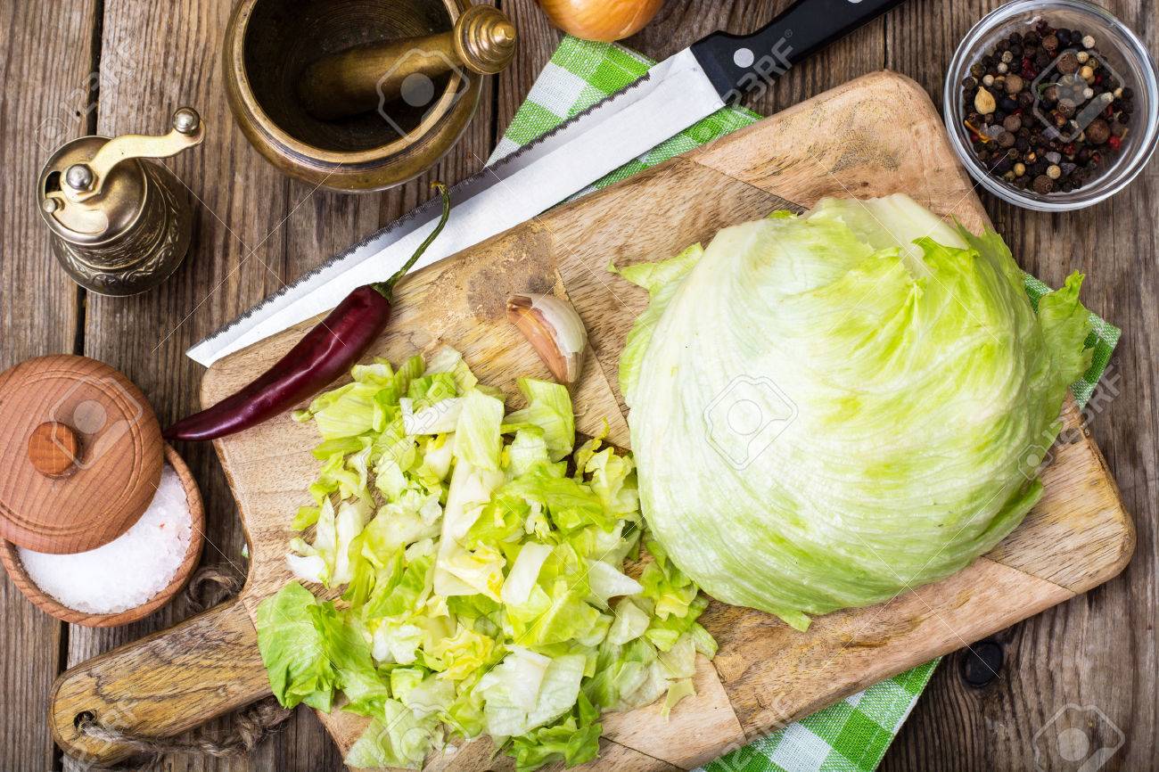 Cocinar Lechuga | Picada Ingridient Lechuga Iceberg Para Cocinar Estudio Fotografico Cocinar Lechuga | Picada Ingridient Lechuga Iceberg Para Cocinar Estudio Fotografico