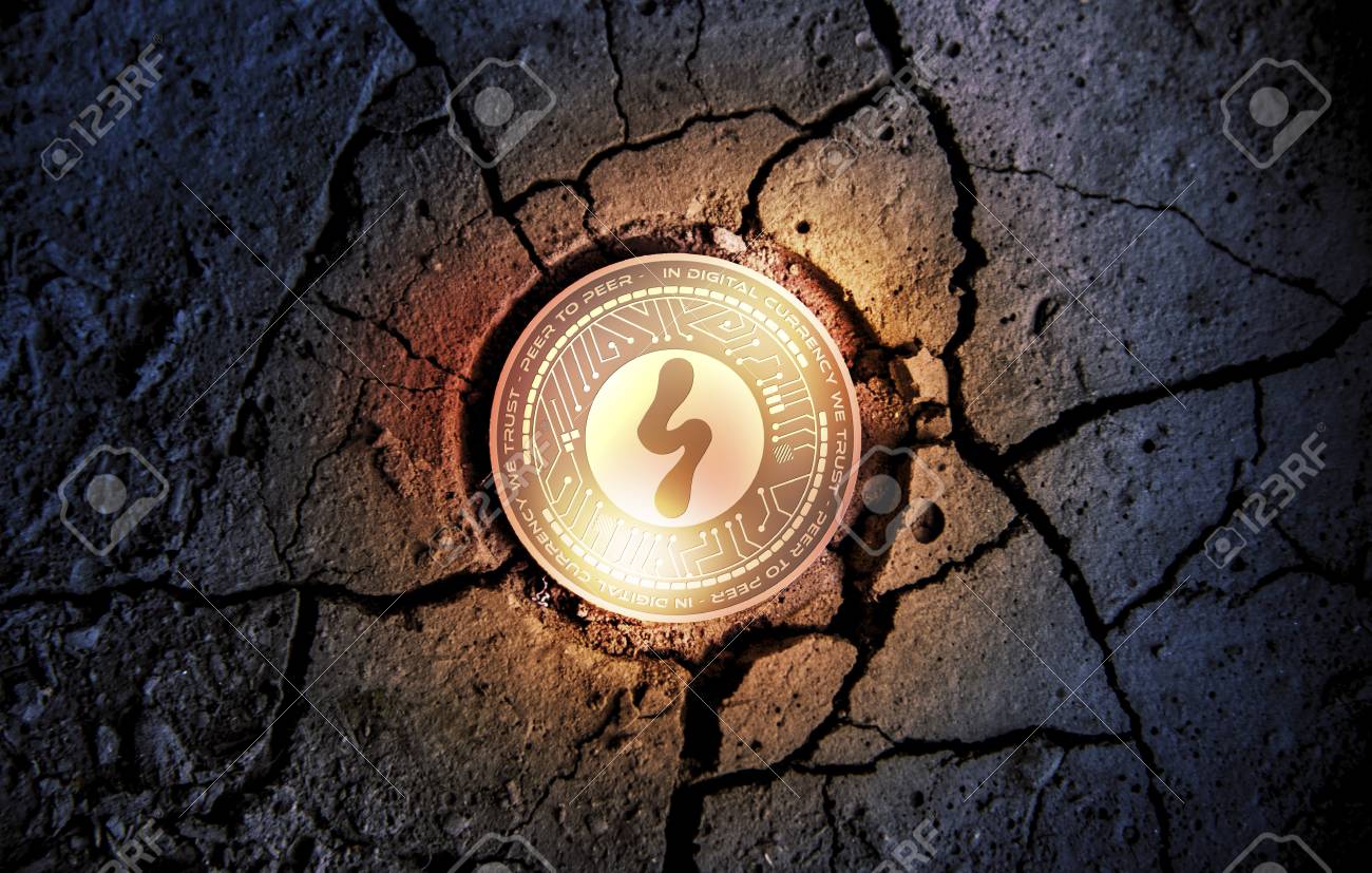 마른 지구 디저트 배경 마이닝 3d 렌더링 그림에 빛나는 황금 Shopeo 통화 동전 로열티 무료 사진, 그림, 이미지 그리고  스톡포토그래피. Image 101596245