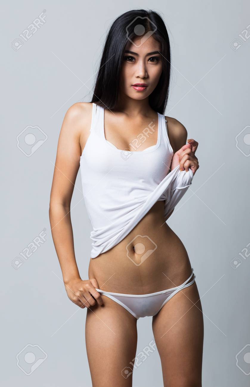 Pants ass girl down nue Boobs tan milf