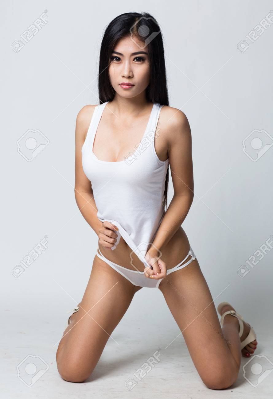 camiseta interior blanca mujer