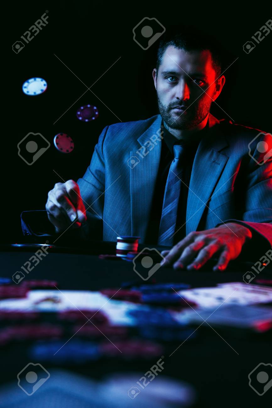 44287129-concept-a-high-stakes-poker-player-is-frustrated-and-emotional-over-loosing-and-finding-it-hard-to.jpg