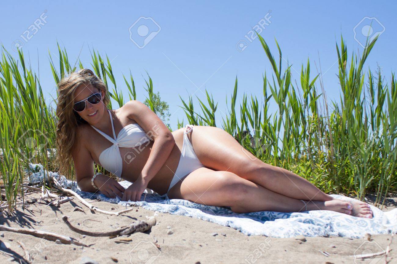 Bikini cavegirl danielle petty sex Bisexual in fort walton beach