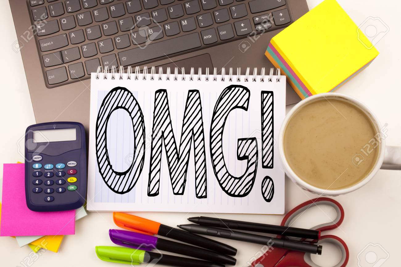 Téléchargement gratuit Images Parole D Ecriture Omg Oh Mon Dieu Dans Le Bureau Avec Ordinateur dernière par