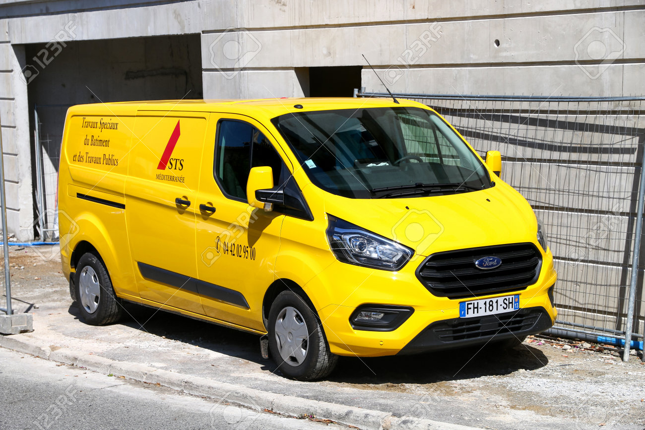 ford transit st 2019