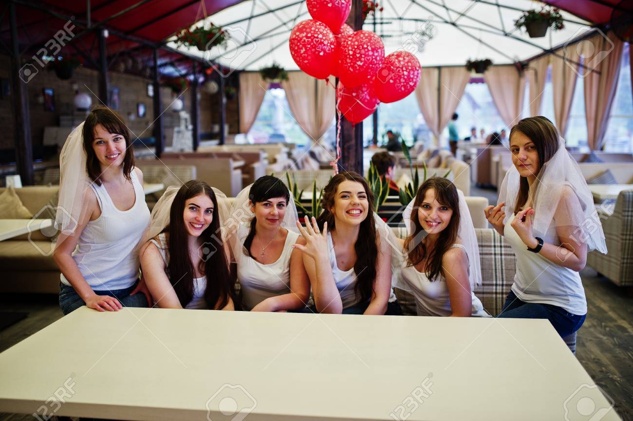 group of six girls