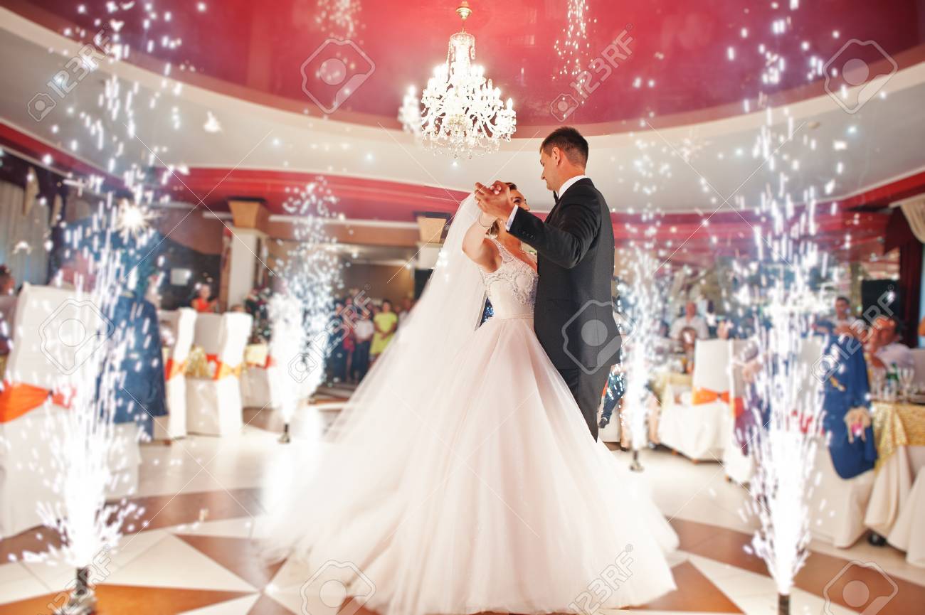 AS photoThe First Dance Of Newly Married Couple image