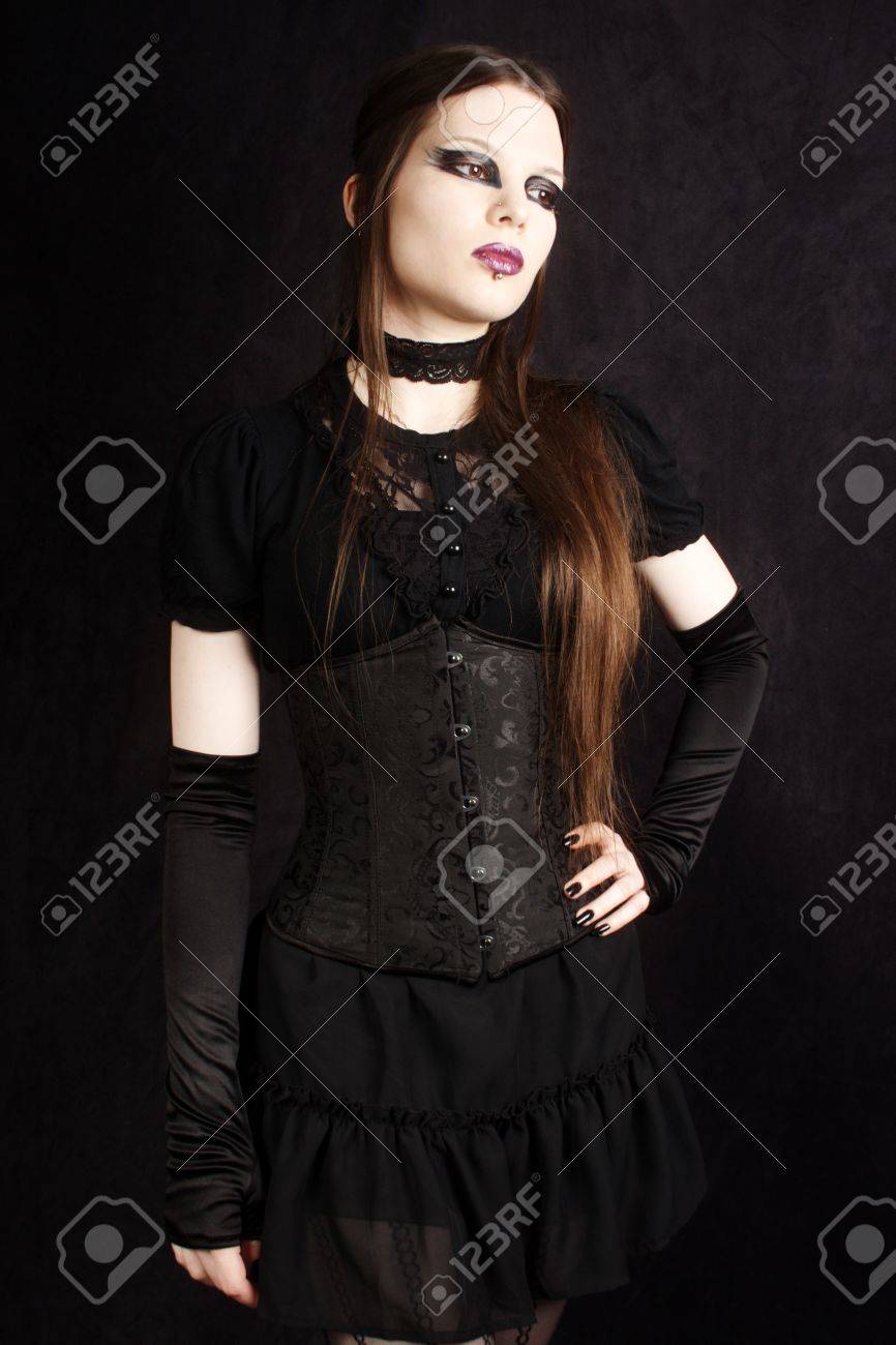 Schone Gothic Girl Portrait Lizenzfreie Fotos Bilder Und Stock Fotografie Image 1066 Schone Gothic Girl Portrait Lizenzfreie Fotos Bilder Und Stock Fotografie Image 1066