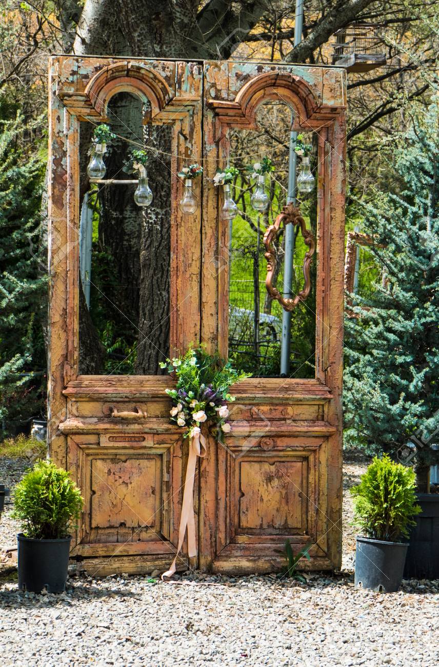Allenjoy Rustic Barn Western Cowboy Floral Backdrop Photography Spring Rural Door Wood Wedding Bridal Baby Shower Decor Banner Kids Newborn Photo Booth Props Flower Cart Oak Barrel 10x8ft Background Allenjoy Rustic Barn Western Cowboy Floral Backdrop Photography Spring Rural Door Wood Wedding Bridal Baby Shower Decor Banner Kids Newborn Photo Booth Props Flower Cart Oak Barrel 10x8ft Background