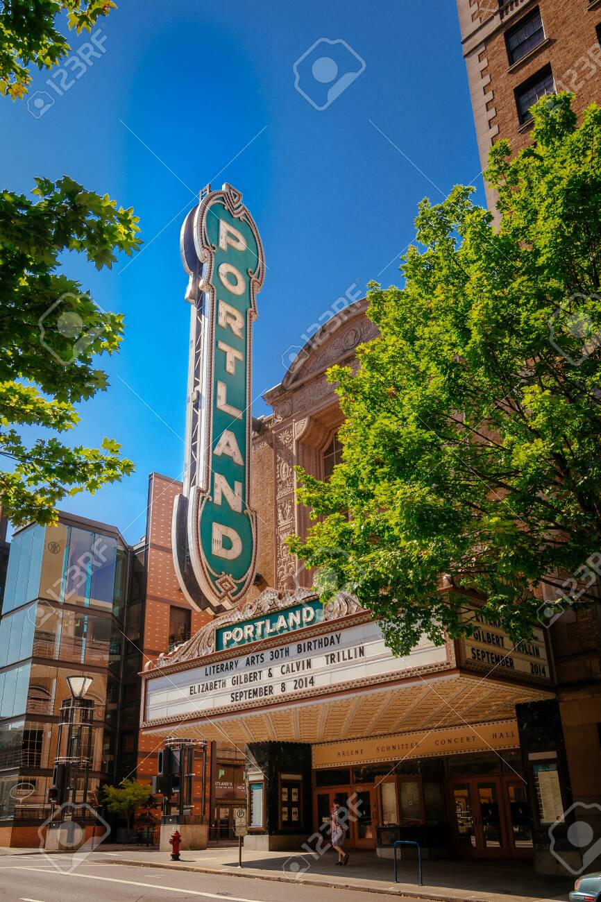 Downtown Portland Oregon Usa July 24 2019 Arlene Schnitzer Stock Photo Picture And Royalty Free Image Image 134190231
