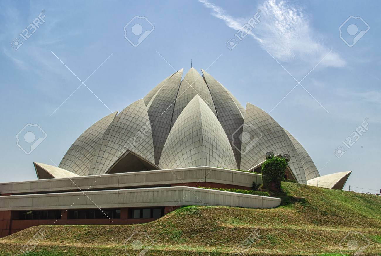 インド ニューデリーに位置する ロータス寺院は バハイ ハウス オブ ウォーシップです の写真素材 画像素材 Image