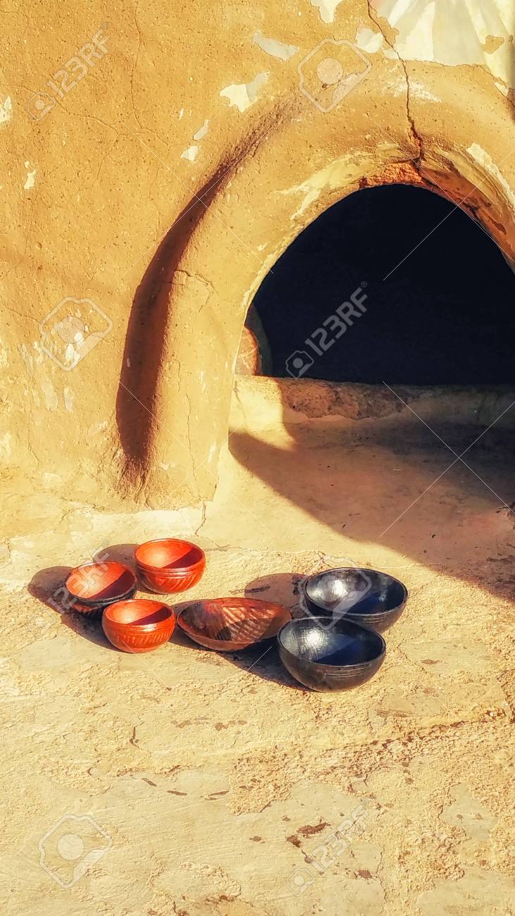 老婆フェチ画像 トンゴの丘のテンズグ村 - タレンシとそのフェチ:ロバの顎の写真素材・画像素材 Image 107704990