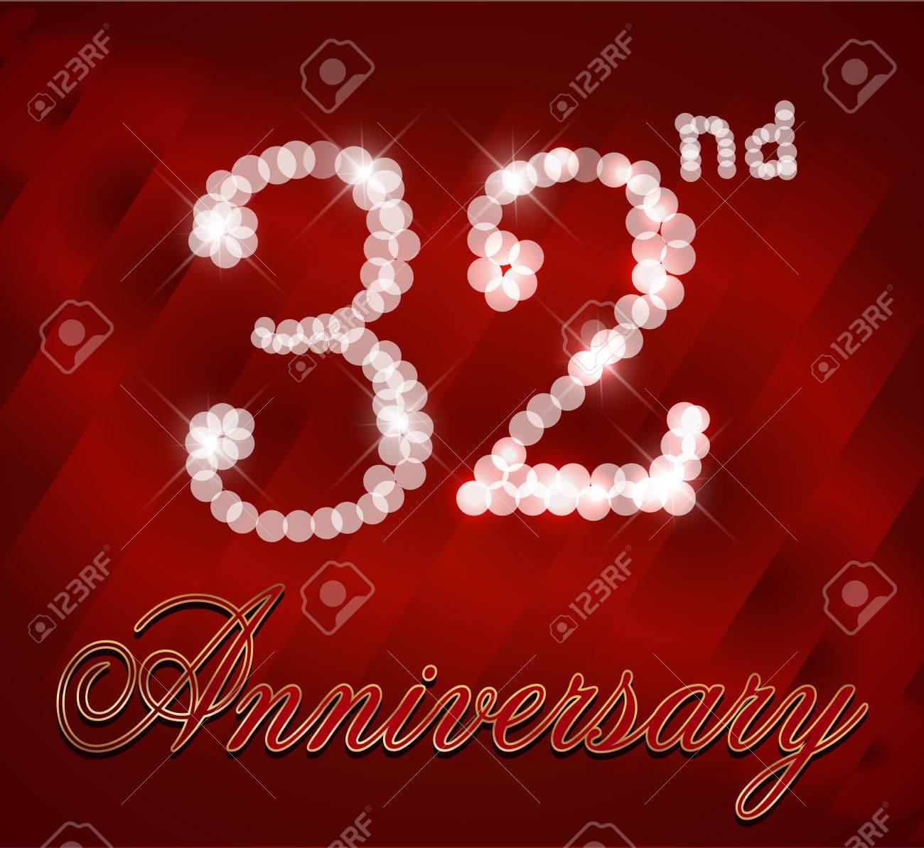 32 年誕生日カード 32 歳の誕生日のベクトル Eps10 のイラスト素材 ベクタ Image